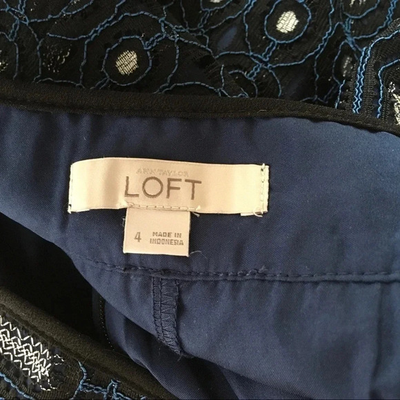 Ann Taylor Loft Geo Circuit Lace Pocket Retro Mini Skirt - Picture 6 of 6